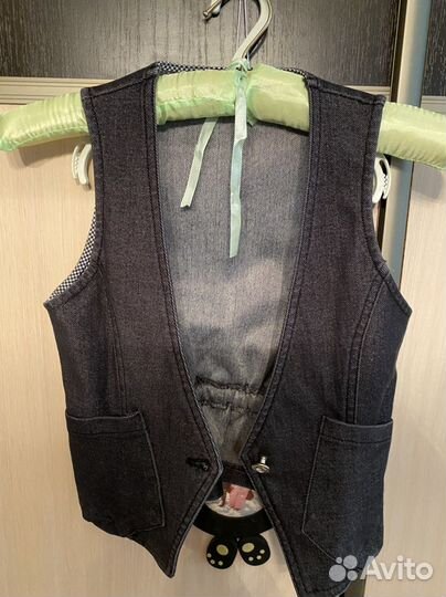 Школьная форма для девочки с блузкой 128-134