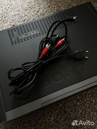 Продам видеомагнитофон