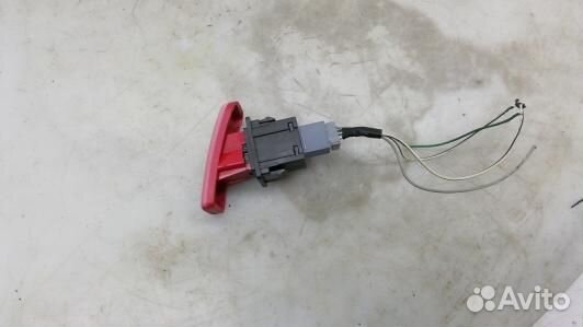 Кнопка аварийки toyota auris E150 (92B19I501)