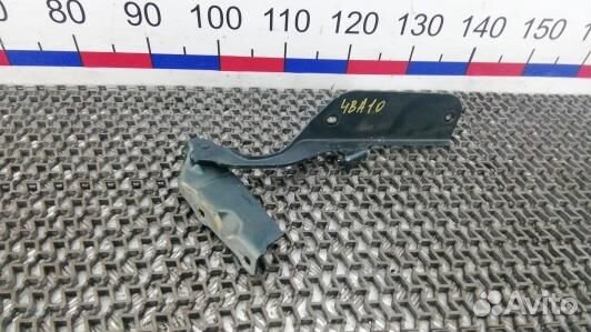 Петля капота jeep grand cherokee WK (4BA10D501)