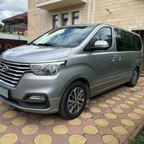 Hyundai Grand Starex 2.5 AT, 2019, 96 000 км, с пробегом, цена 3 899 000 руб.