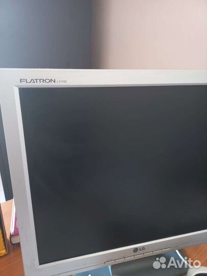 Монитор LG flatron