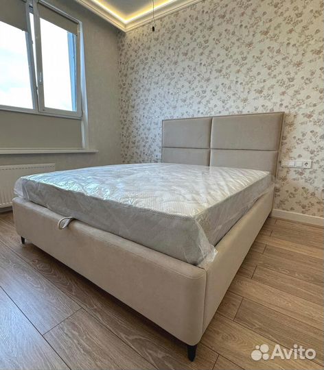 Кровать 200х200