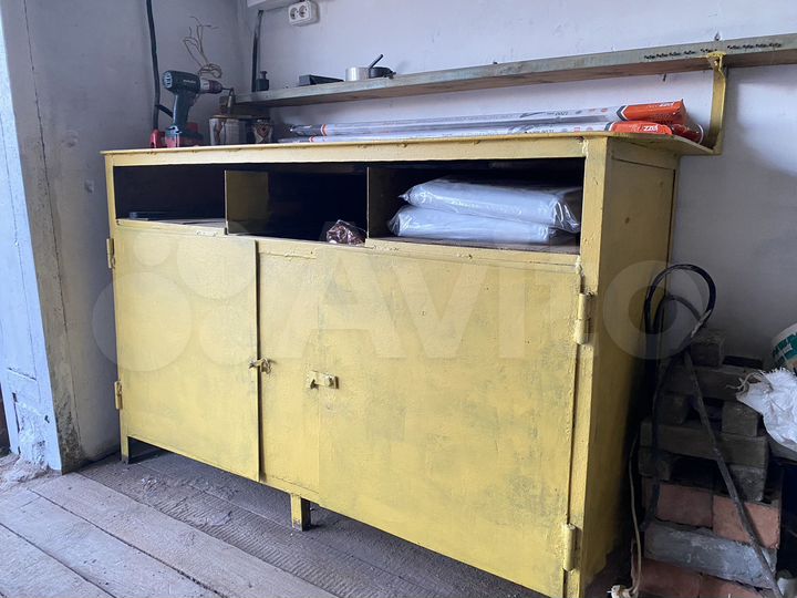 Гараж, > 30 м²