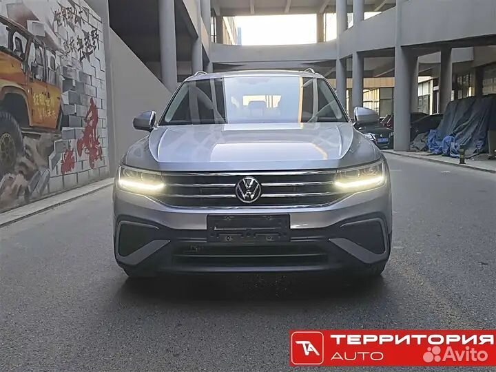 Volkswagen Tiguan L 2.0 AMT, 2022, 42 000 км