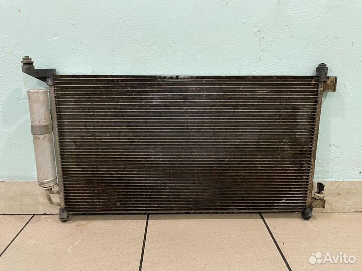 Радиатор кондиционера основной Nissan tiida C11