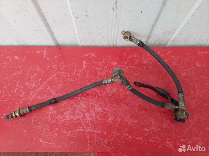 Тормозной шланг передний левый Nissan Primera P12