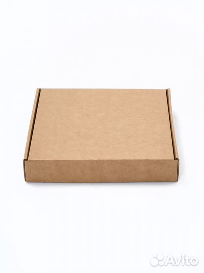 Картонная коробка 220х220х40 мм