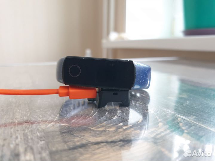 Фитнес браслет