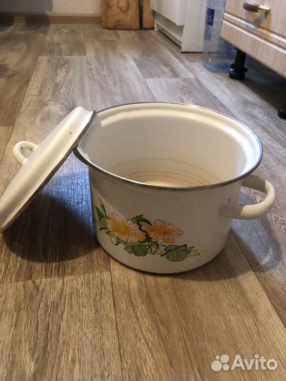 Сковородка и кастрюля