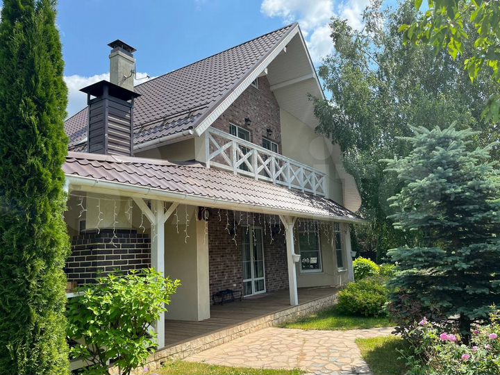 Дом 170 м² на участке 15 сот.