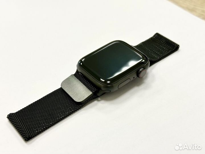 Apple Watch Black Titanium (GPS + Cellular)