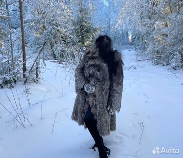 Шуба из енота
