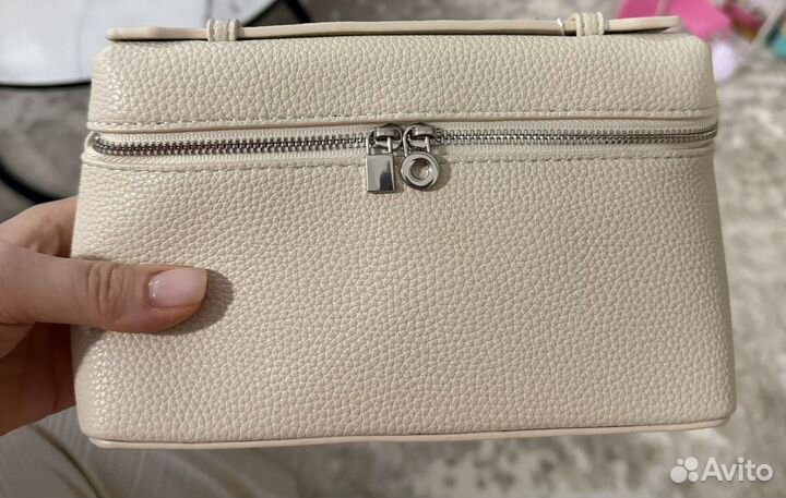 Сумка в стиле moveli