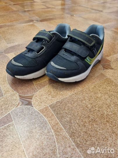 Кроссовки для мальчика