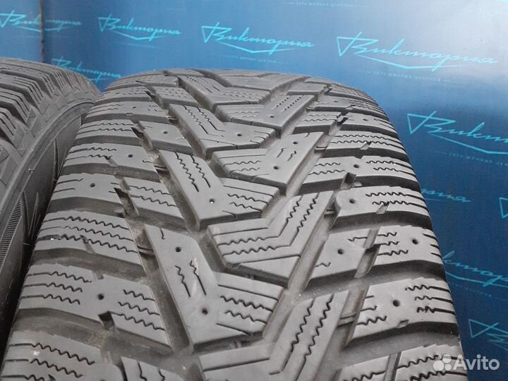 Hankook Winter I'Pike RS2 W429 215/65 R16