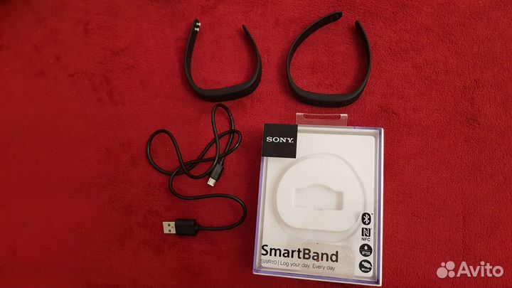 Фитнес браслет sony Smart band swr10