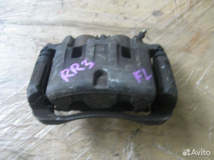 Суппорт перед лево honda RR1, RR2, RR3, RR4, RR5 e