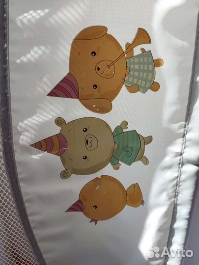 Защитный бортик для кровати