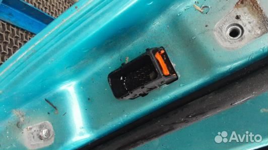 Дверь передняя правая opel meriva B (6UK03E201)