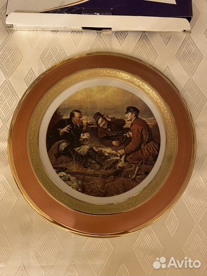 Тарелка декоративная Дулево