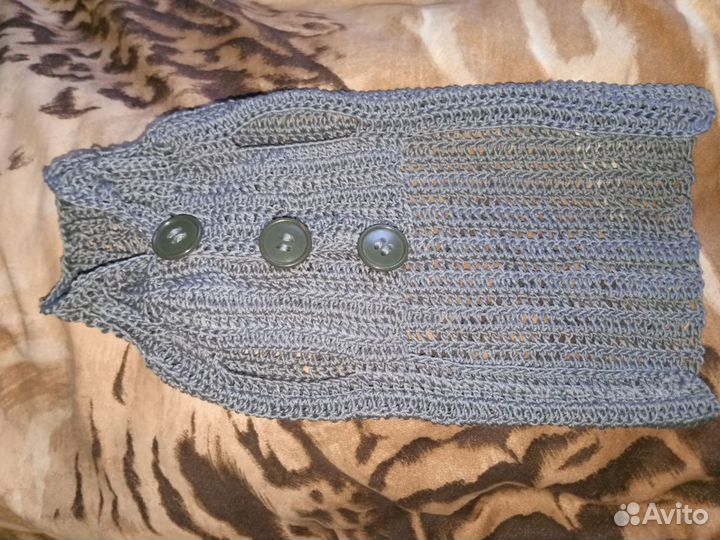 Одежда и шлейка для собак