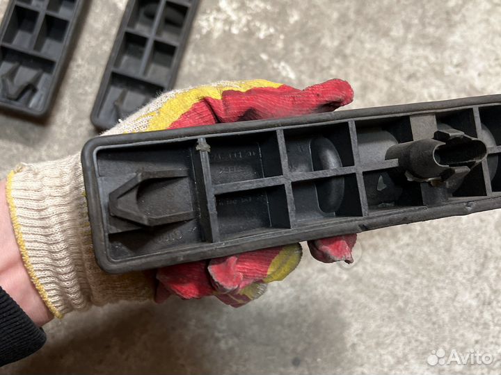 Опора домкрата задняя Ауди А6 С6