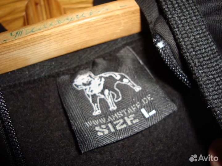 Худи Амстафф