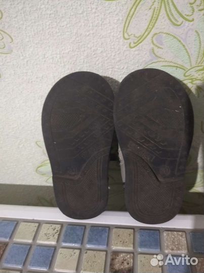 Ботинки детские 20 размер