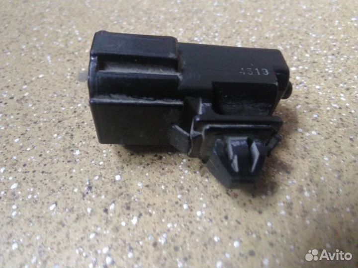 Датчик внешней температуры Ниссан Примера Р 12