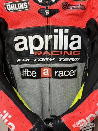 Цельный мотокомбенкзон Aprilia Racing Team