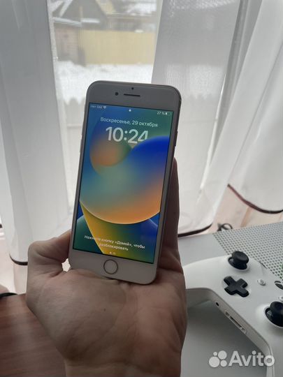 iPhone 8, 64 ГБ