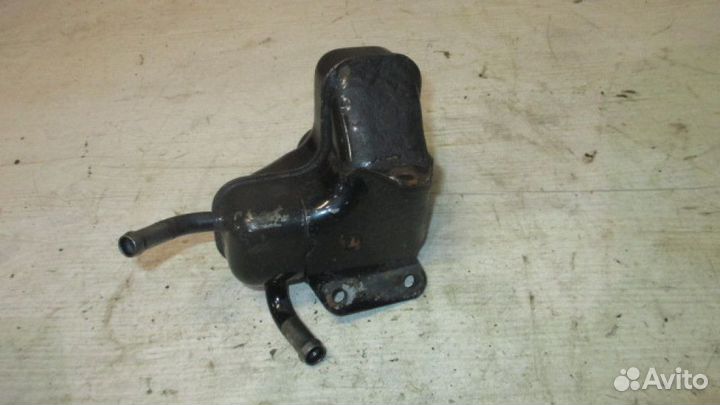 Бачок гидроусилителя Mitsubishi Pajero 1