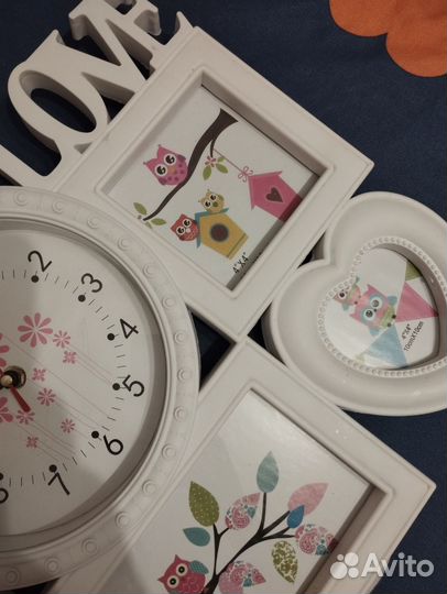 Часы настенные Love с рамками для фотографий