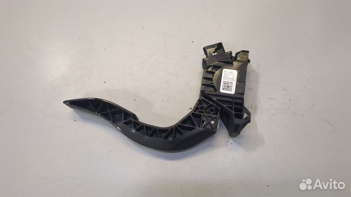 Педаль газа Audi A4 (B9), 2016