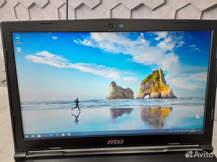 Игровой ноутбук MSI, Intel Core i5, 1050TI-4гб