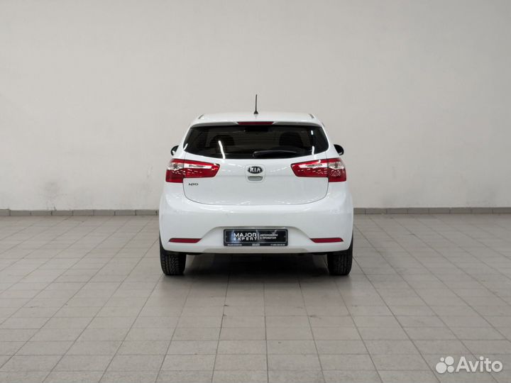 Kia Rio 1.4 AT, 2015, 162 186 км