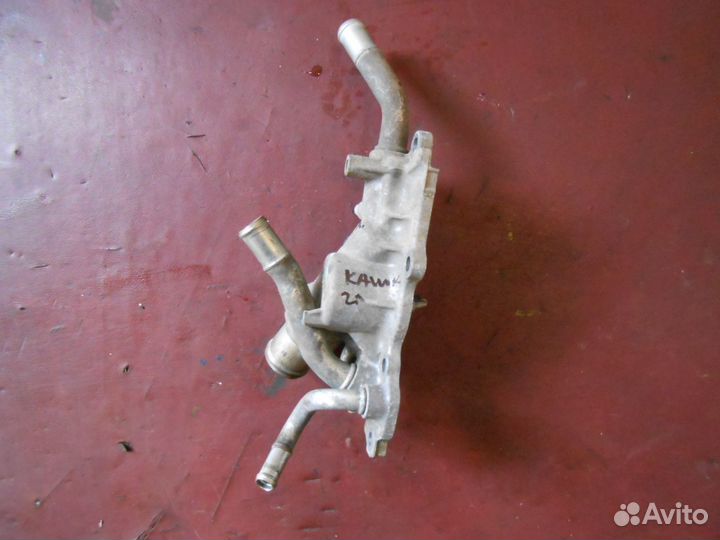 Корпус термостата Qashqai J 10 X-Trail двс 1.6