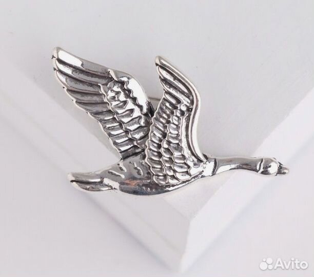 Брошь Лебедь чернёное серебро Queen fair