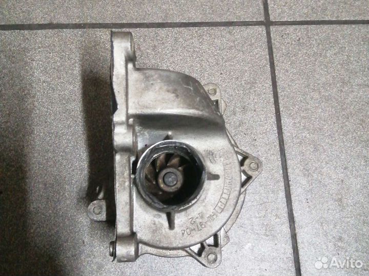 Насос водяной помпа D4HB 2,2 D4HA 2.0