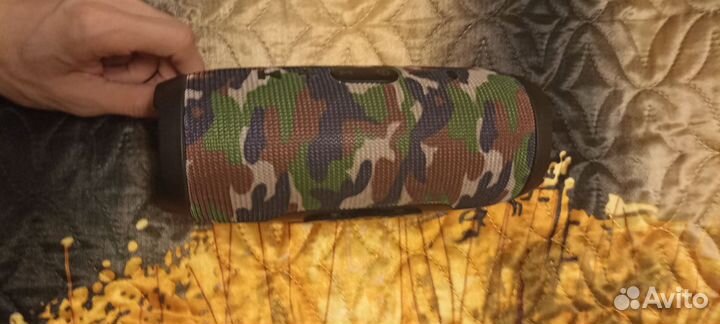 Колонка jbl charge 3