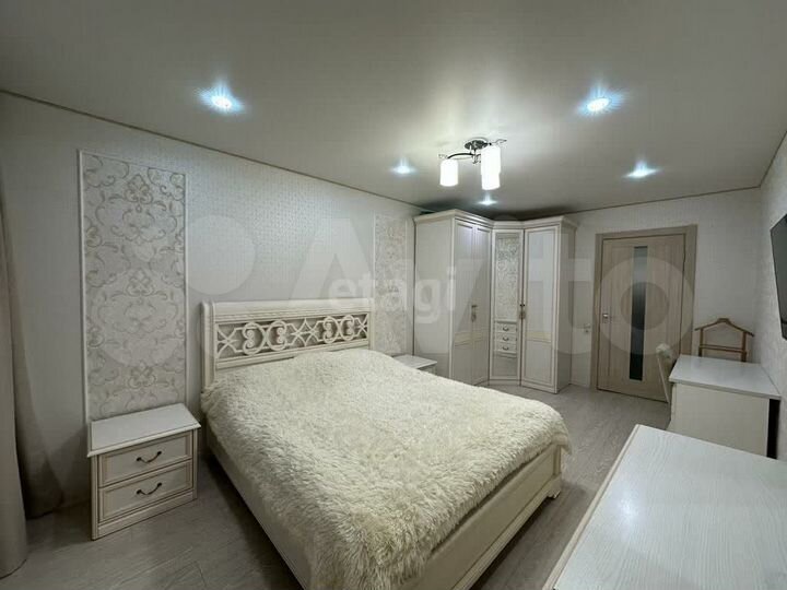 4-к. квартира, 99,4 м², 1/10 эт.