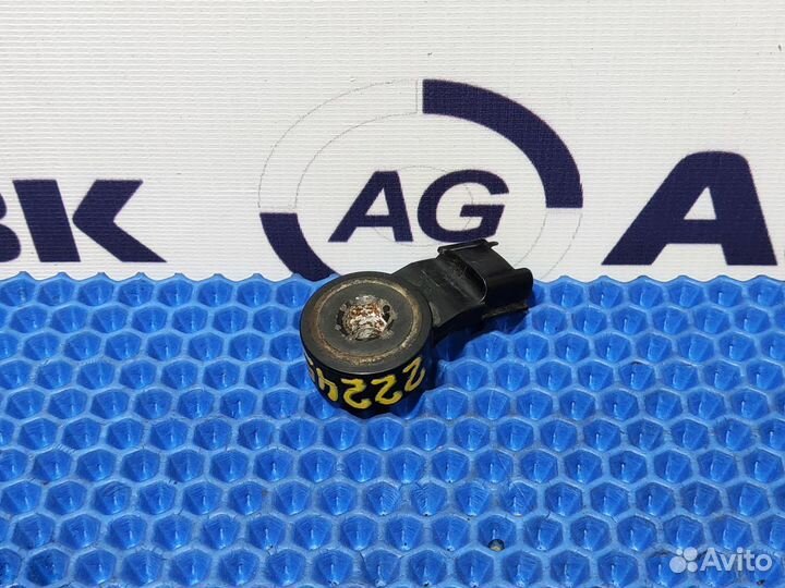 Датчик детонации Toyota Wish