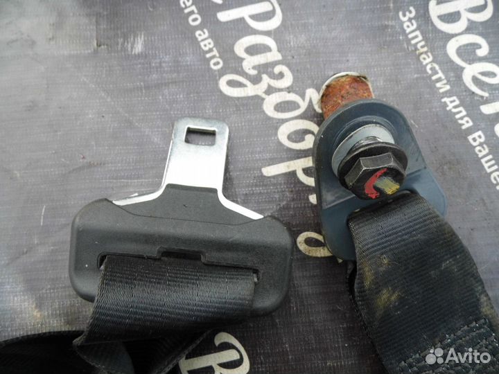 Ремень безопасности задний рено логан 1