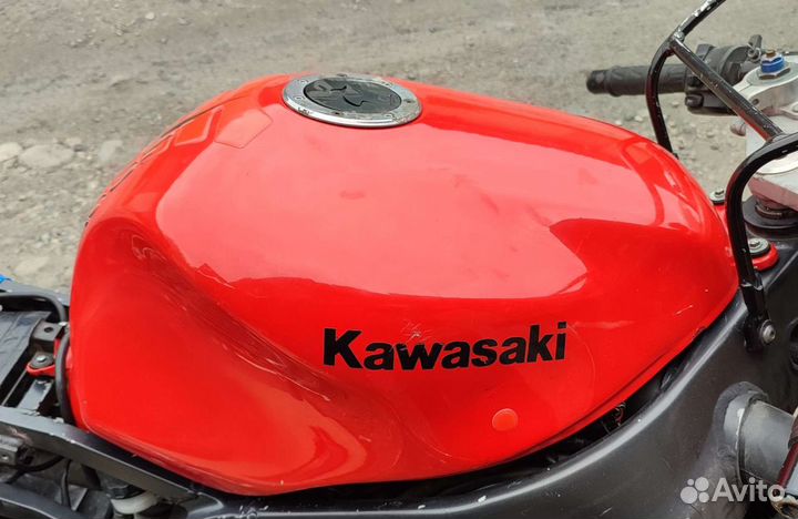 Бензобак Kawasaki zx9r