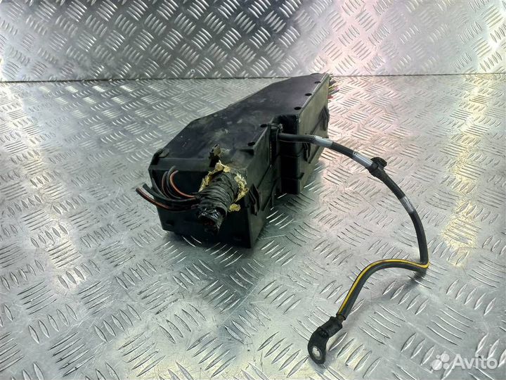Блок предохранителей под капотом mazda 3 bk 2003