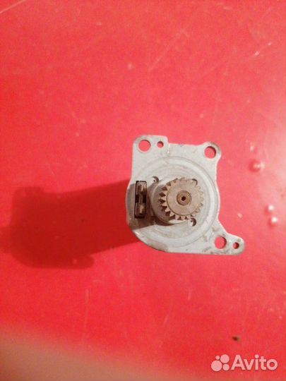 Мотор стеклоподъемника Nissan Almera Classic