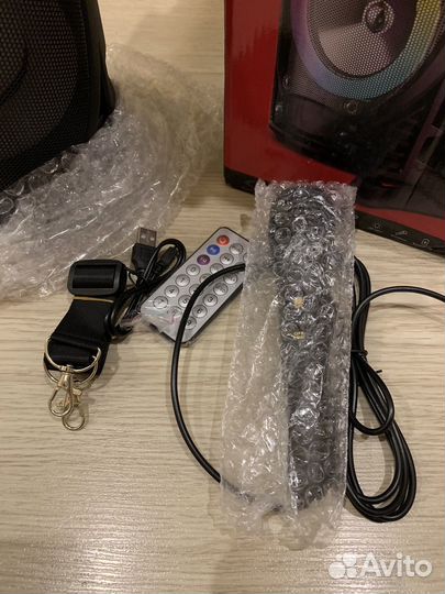 Колонка блютуз с микрофоном