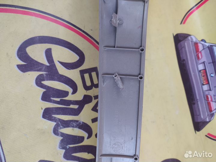 Bmw e53 x5 накладка крышки багажника