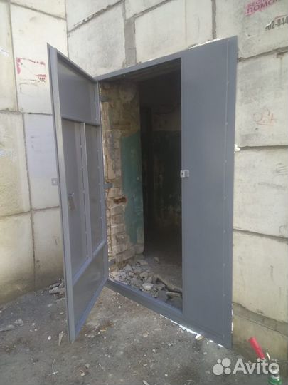 Дверь металлическая